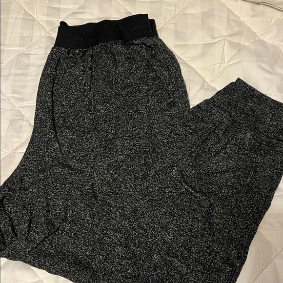 PJ SET - Picture 2 of 7